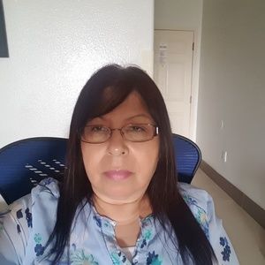 Meet your Posher, Leticia